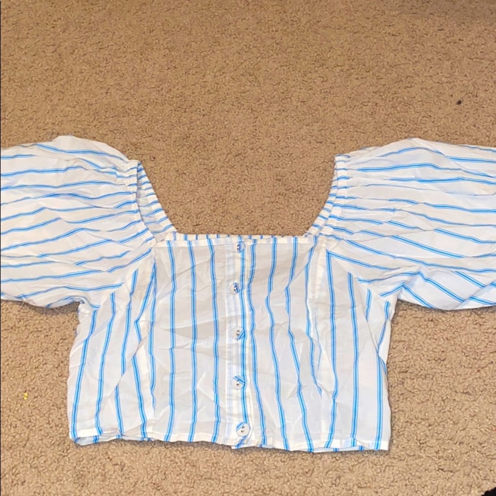 Cropped Blue and White Striped Puff Sleeve Top
